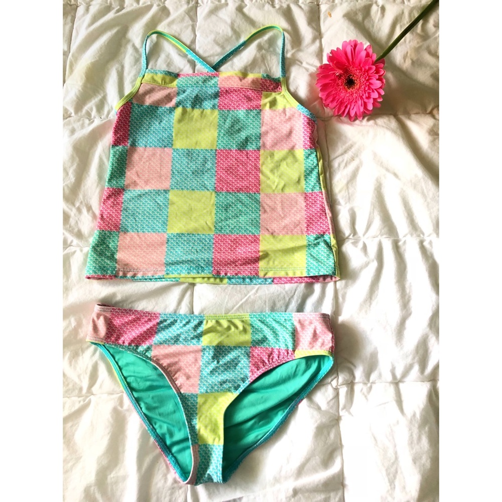 Vineyard vines swim suit